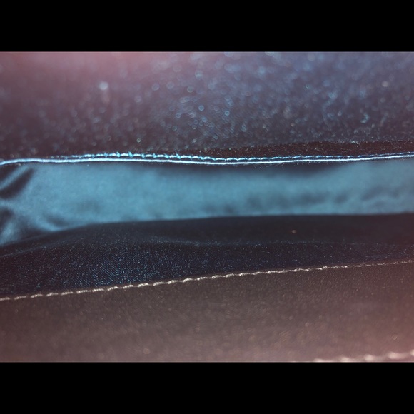 Gucci ophidia embroiled medium shoulder bag. Shows some light signs of wear. - Picture 10 of 10